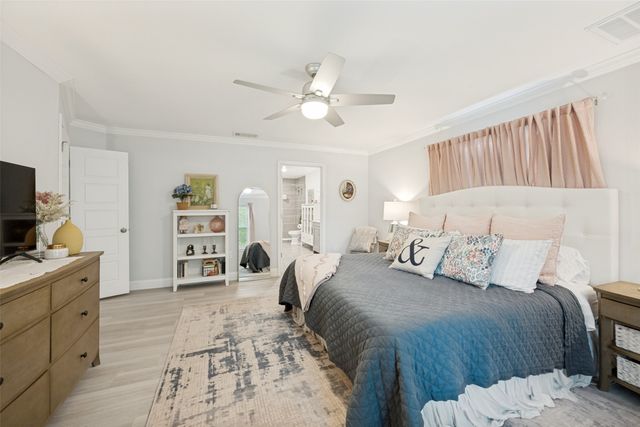 324 Hillcroft Road, Fort Worth, TX 76108