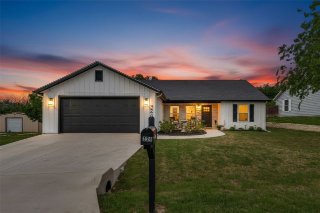 324 Hillcroft Road, Fort Worth, TX 76108