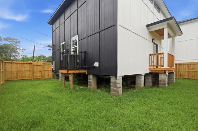 3804-3806 Sayers Street, Houston, TX 77026