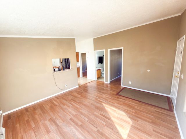 8905 Odin Road SW, Albuquerque, NM 87121