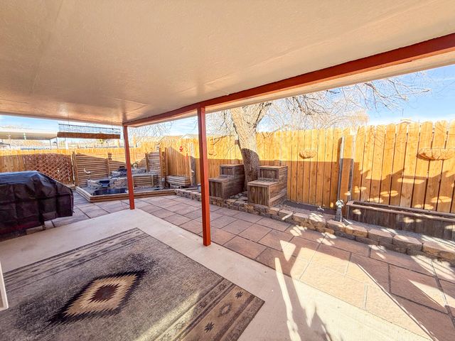 8905 Odin Road SW, Albuquerque, NM 87121