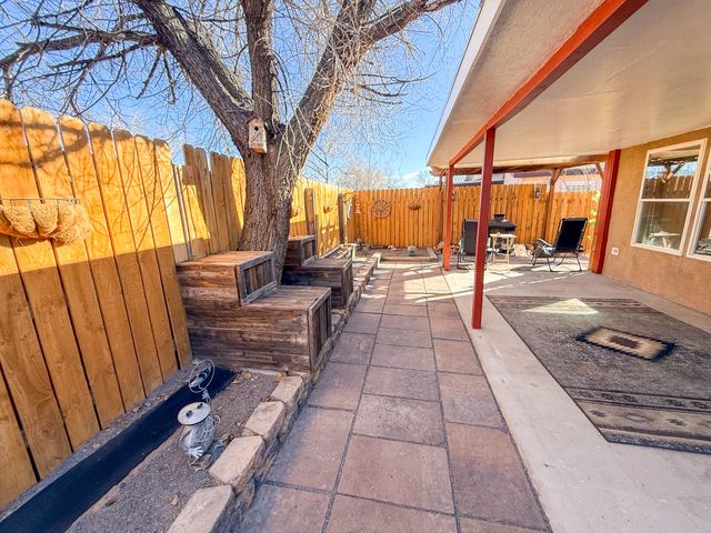 8905 Odin Road SW, Albuquerque, NM 87121