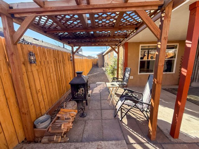 8905 Odin Road SW, Albuquerque, NM 87121