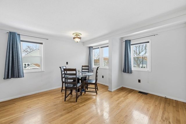 8 Russell Dr 7D, Salem, MA 01970