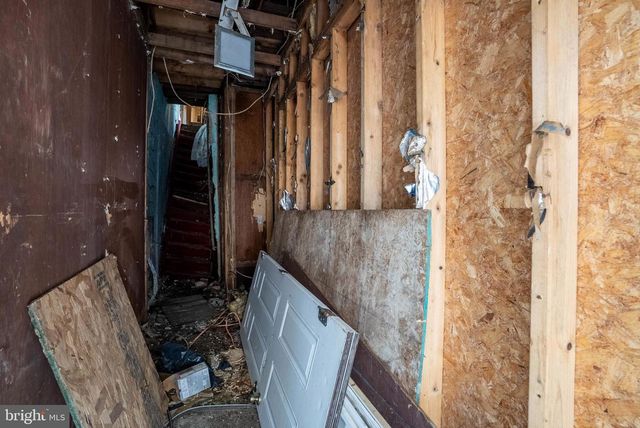 1427 POINT BREEZE AVE, Philadelphia, PA 19146