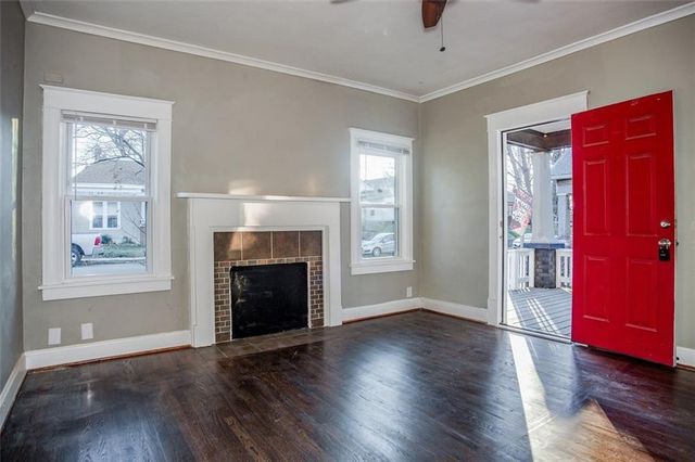 126 E Elm Street, Independence, MO 64050