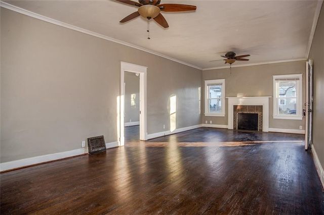 126 E Elm Street, Independence, MO 64050