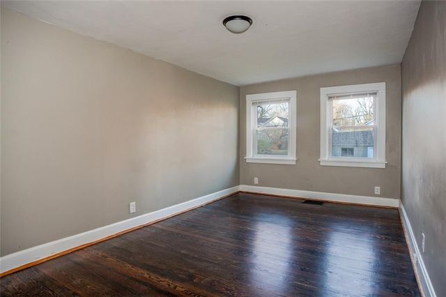 126 E Elm Street, Independence, MO 64050