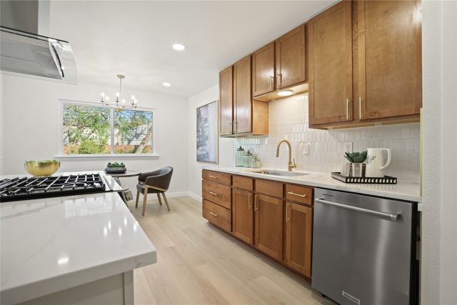 14510 Dennis Lane, Farmers Branch, TX 75234