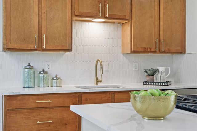 14510 Dennis Lane, Farmers Branch, TX 75234