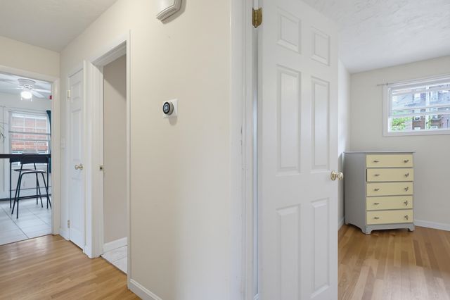 46 Myrtle Street, Manchester, NH 03104