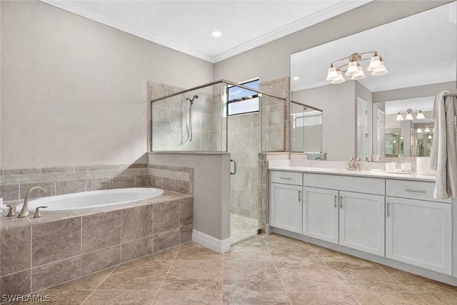 2355 Grenadines WAY, Naples, FL 34120