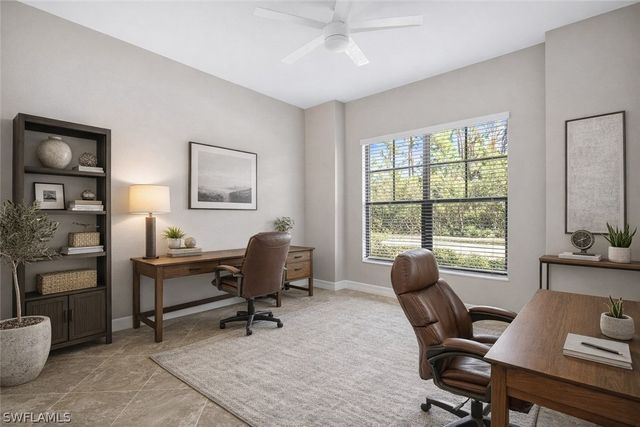 2355 Grenadines WAY, Naples, FL 34120