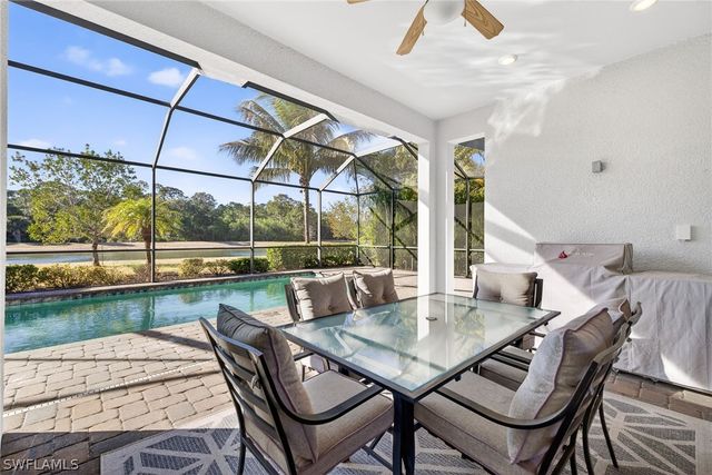 2355 Grenadines WAY, Naples, FL 34120