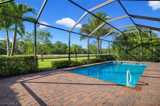 2355 Grenadines WAY, Naples, FL 34120