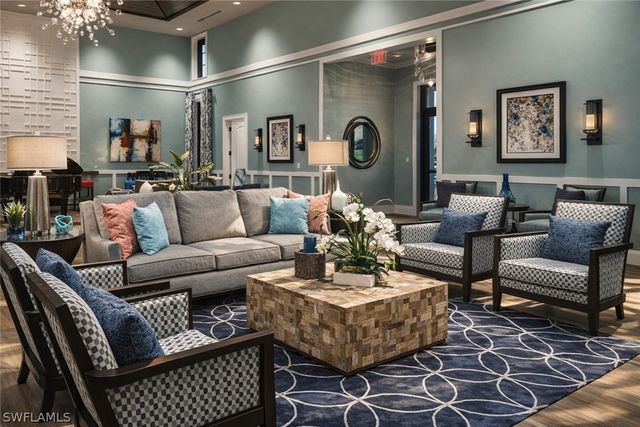 2355 Grenadines WAY, Naples, FL 34120