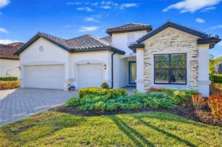2355 Grenadines WAY, Naples, FL 34120