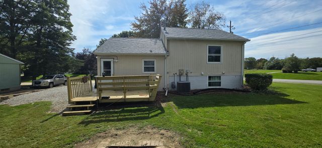 1325 102nd Avenue, Rock Island, IL 61201