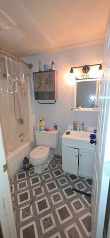 1325 102nd Avenue, Rock Island, IL 61201