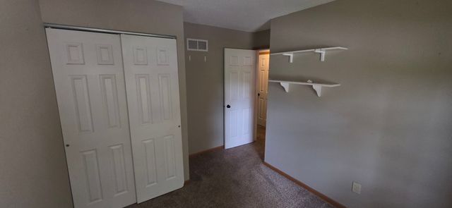 1325 102nd Avenue, Rock Island, IL 61201