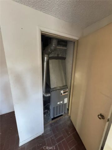 17545 Community Street, Northridge, CA 91325