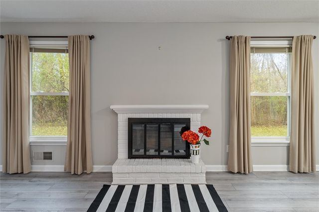 355 Upper Valley Rd, Gates, NY 14624