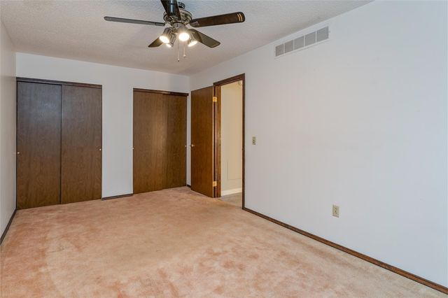 355 Upper Valley Rd, Gates, NY 14624