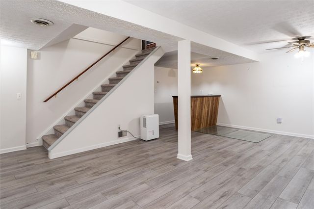 355 Upper Valley Rd, Gates, NY 14624