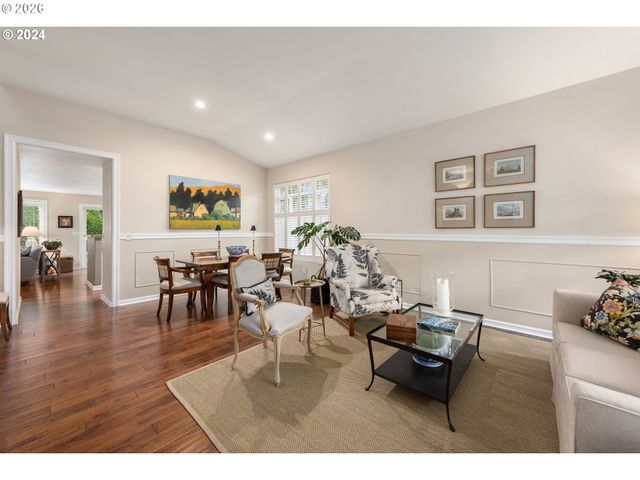 14450 HOLLY SPRINGS Rd, Lake Oswego, OR 97035
