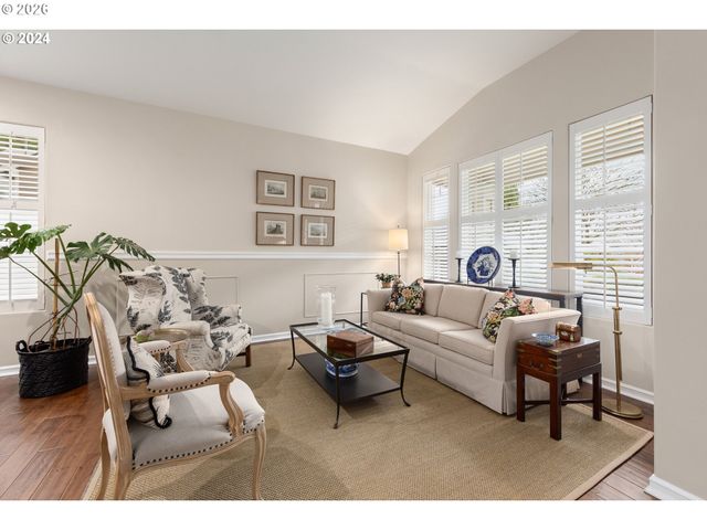 14450 HOLLY SPRINGS Rd, Lake Oswego, OR 97035
