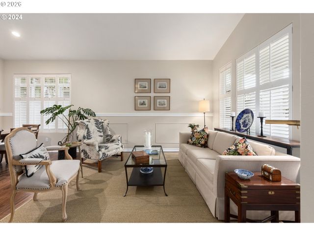 14450 HOLLY SPRINGS Rd, Lake Oswego, OR 97035