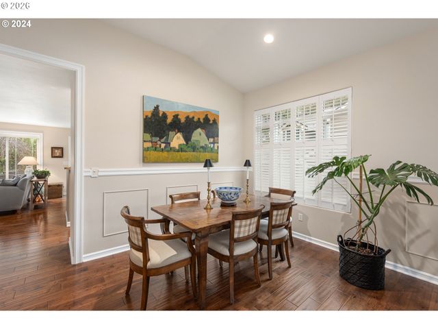 14450 HOLLY SPRINGS Rd, Lake Oswego, OR 97035