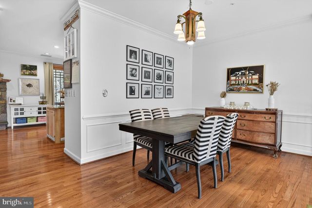 105 CROFTON HILL LN, Rockville, MD 20850