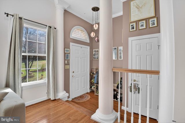 105 CROFTON HILL LN, Rockville, MD 20850