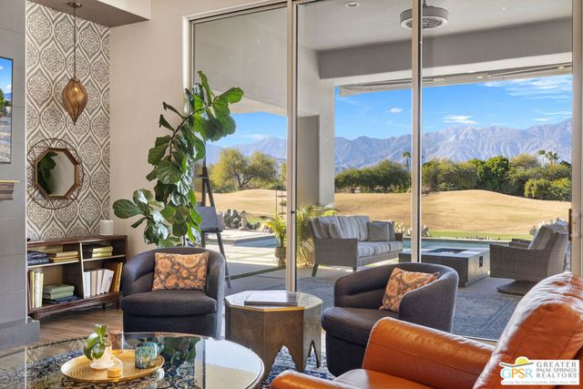 182 Loch Lomond Road, Rancho Mirage, CA 92270