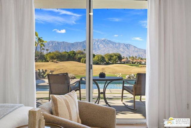 182 Loch Lomond Road, Rancho Mirage, CA 92270