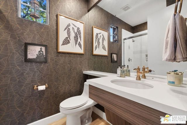 182 Loch Lomond Road, Rancho Mirage, CA 92270