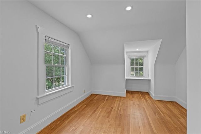 300 N Shore RD, Norfolk, VA 23505