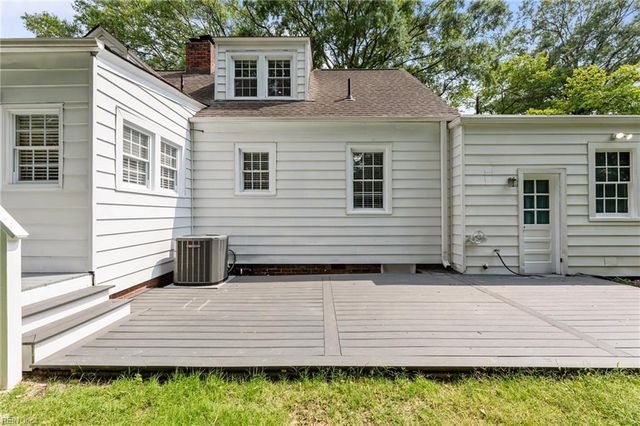 300 N Shore RD, Norfolk, VA 23505