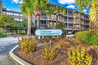 206 North Hillside Dr., North Myrtle Beach, SC 29582