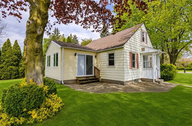 617 Howard Road, Gates, NY 14624