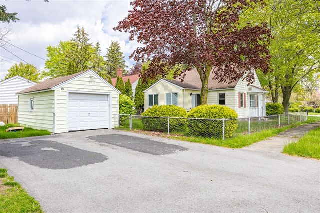 617 Howard Road, Gates, NY 14624