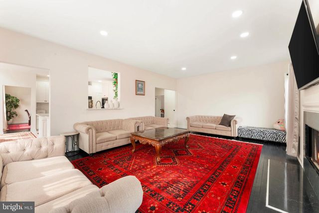 18 DARTMOUTH LN, Richboro, PA 18954