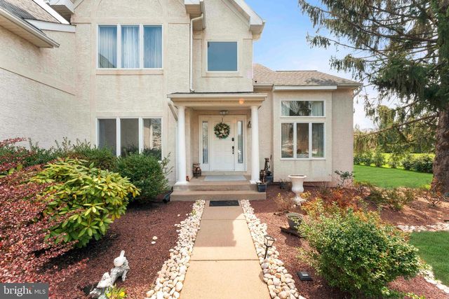 18 DARTMOUTH LN, Richboro, PA 18954