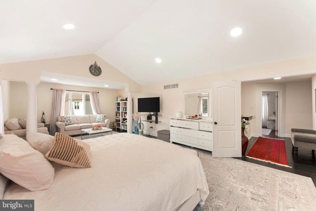 18 DARTMOUTH LN, Richboro, PA 18954