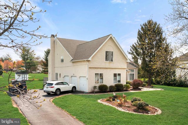 18 DARTMOUTH LN, Richboro, PA 18954