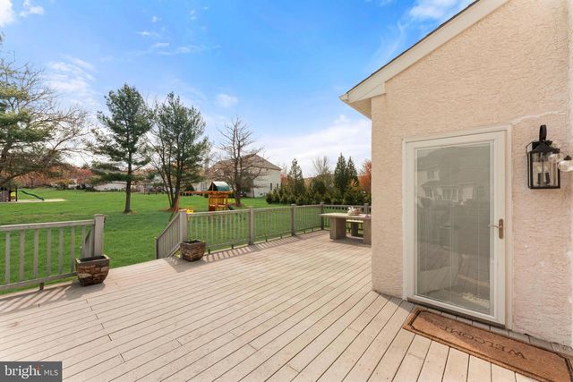 18 DARTMOUTH LN, Richboro, PA 18954