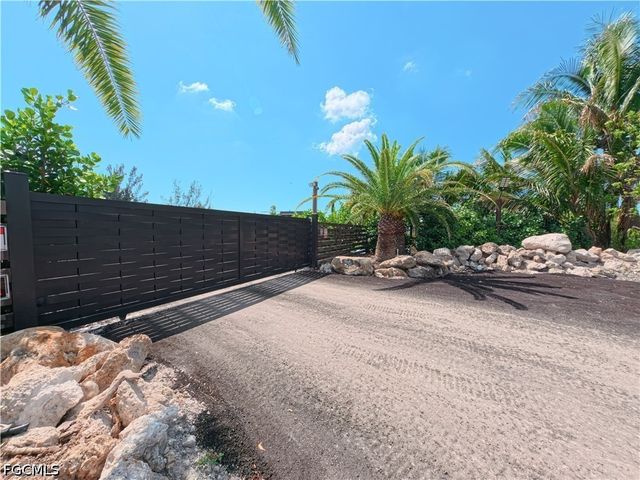 12242 Eagles Nest DR, Bokeelia, FL 33922