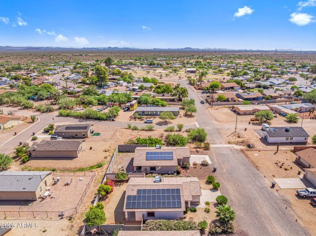450 GUSKIN Road, Morristown, AZ 85342