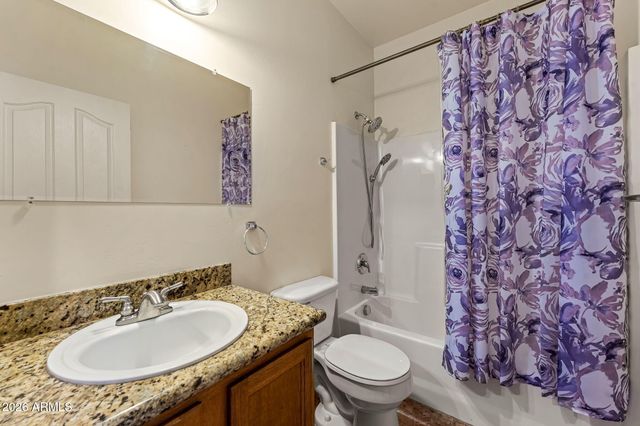 450 GUSKIN Road, Morristown, AZ 85342
